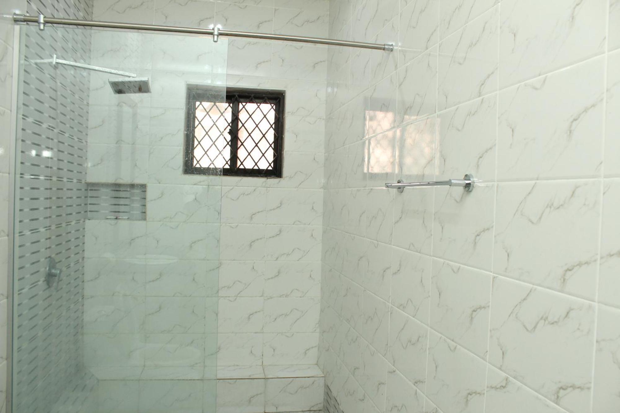 Regency Park Hotel Mombasa Exterior photo