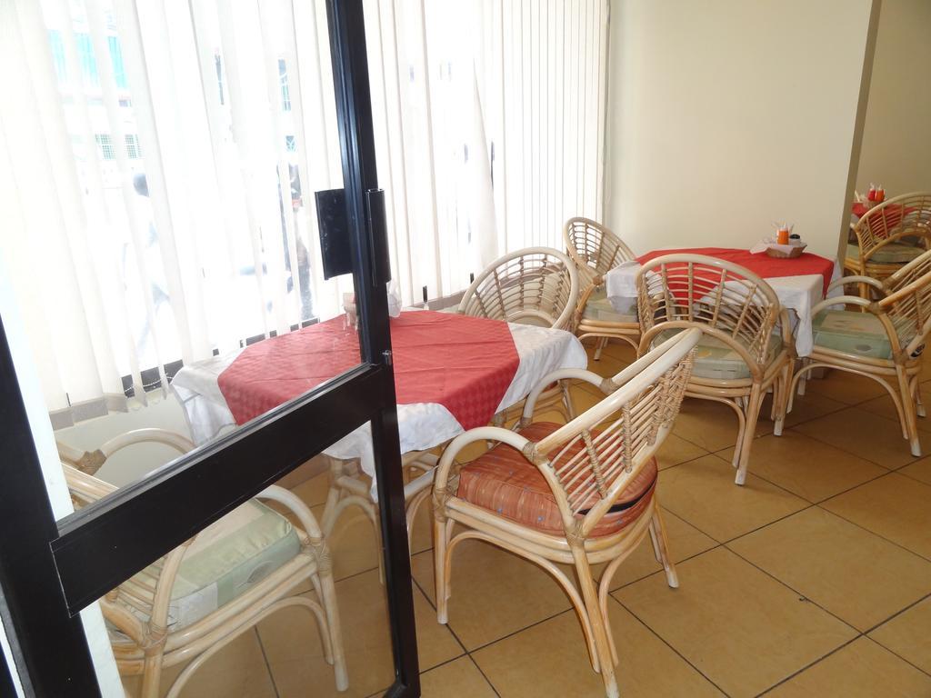 Regency Park Hotel Mombasa Exterior photo